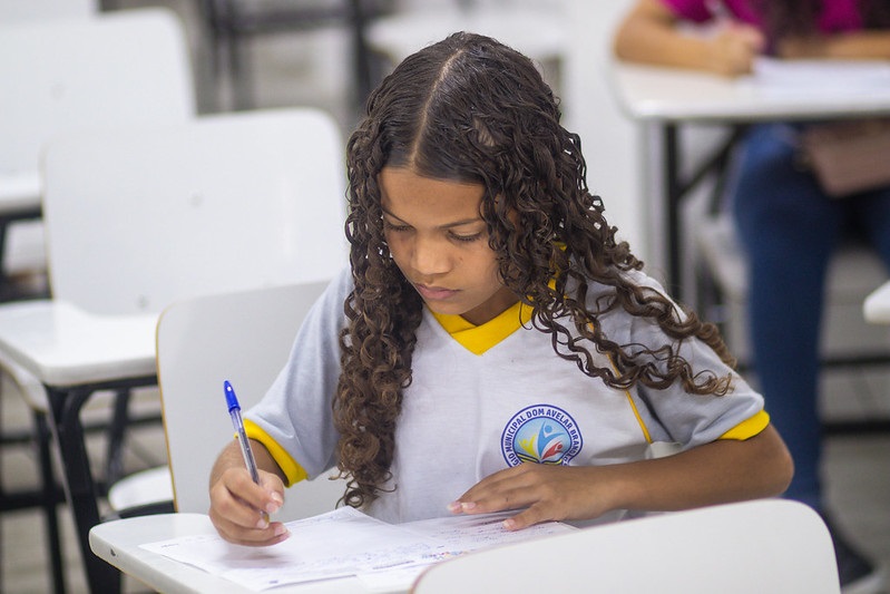 ‘Lápis na Mão’: estudantes de escolas municipais de Juazeiro participam da segunda fase do projeto