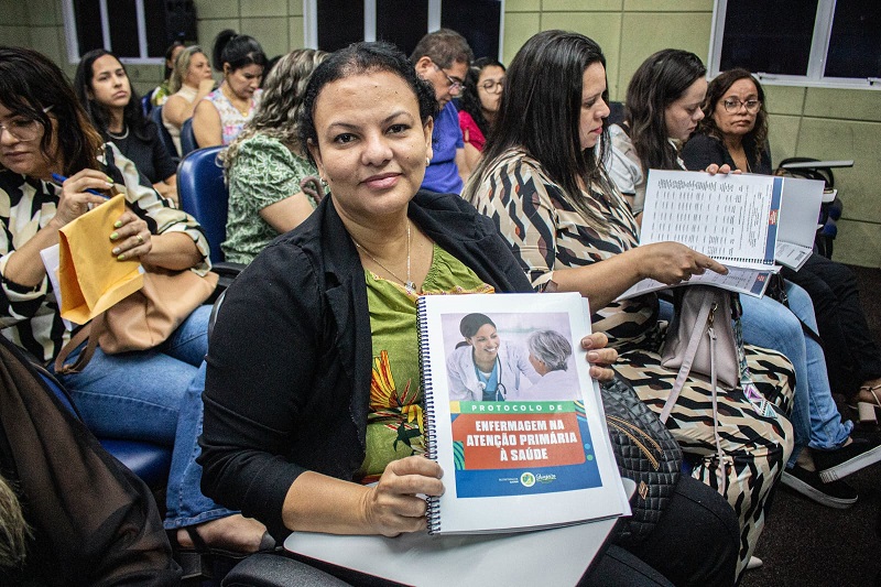 Protocolo de Enfermagem: gestão Suzana Ramos faz a entrega oficial do documento aos profissionais